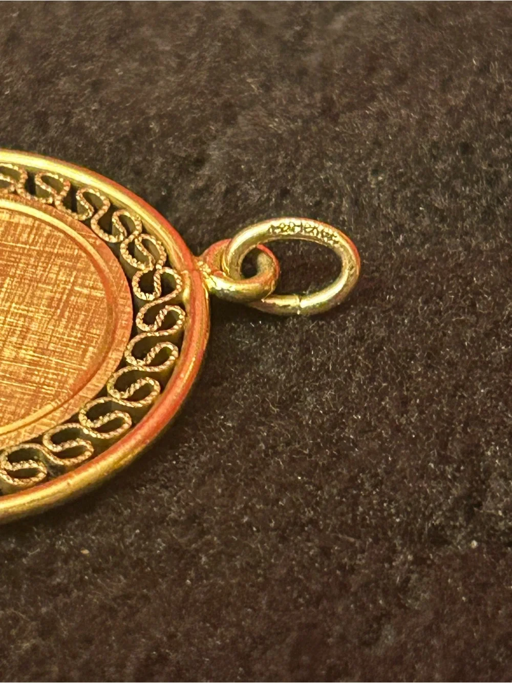 Vintage 12k Gold-filled Pendant - Picture 4 of 5